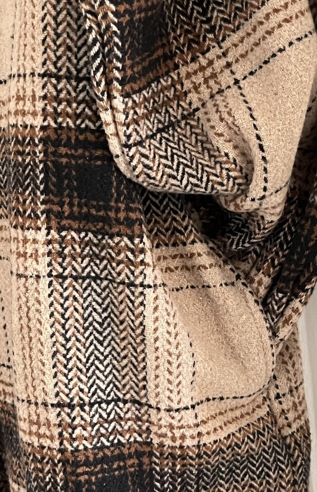 Women’s Time and Tru Tan Brown Plaid Flannel Shirt Jacket Pockets Size