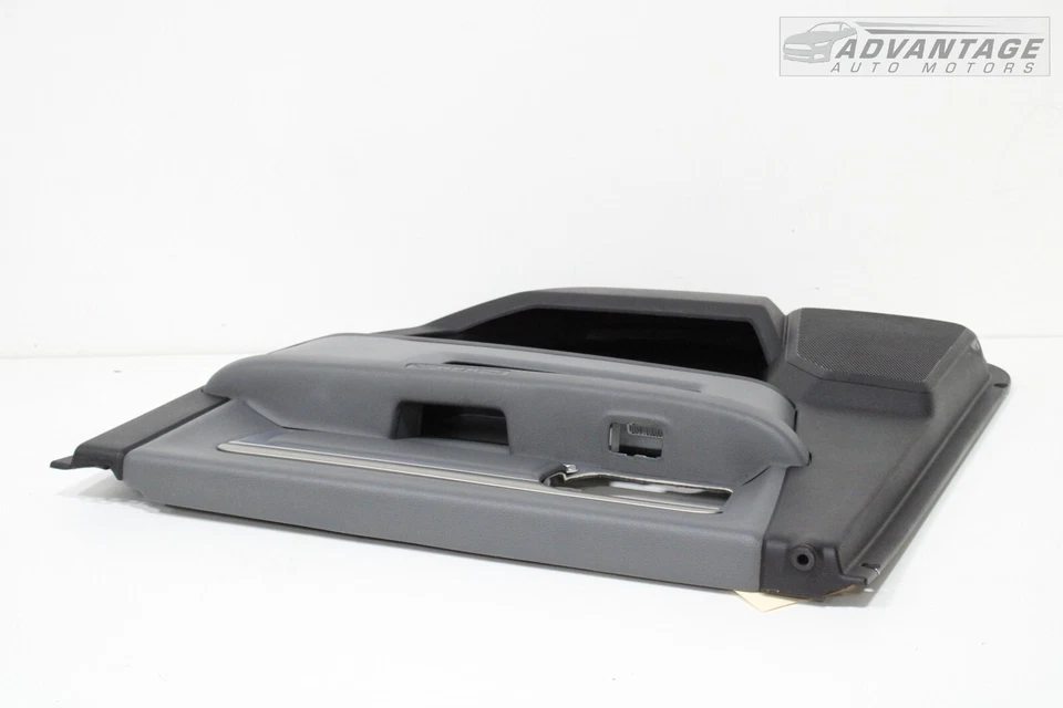 Dodge Ram 1500 2013-2018 doble cabina puerta trasera derecha panel embellecedor cubierta OEM Foto 3 de 4