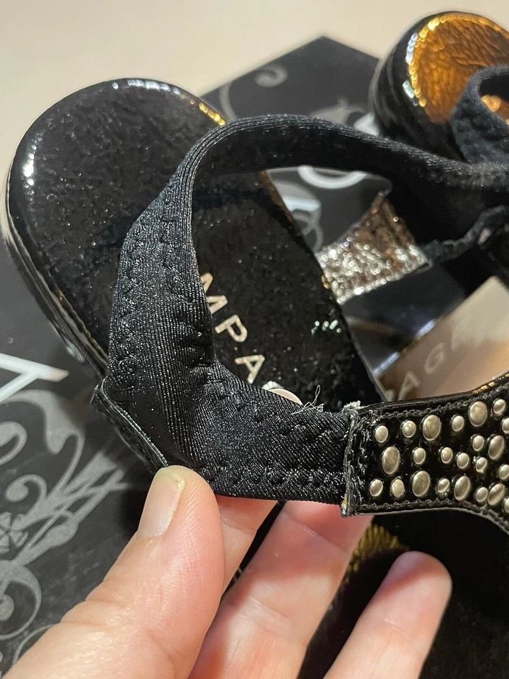 Rampage Wilma black T strap flat sandal with silver studs, size 8.5 - Изображение 4 из 4