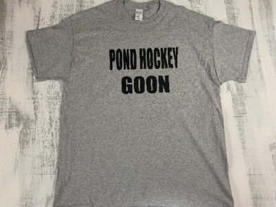 POND HOCKEY GOON T SHIRT MENS WOMENS GILDAN GRAY BLACK SIZE XL