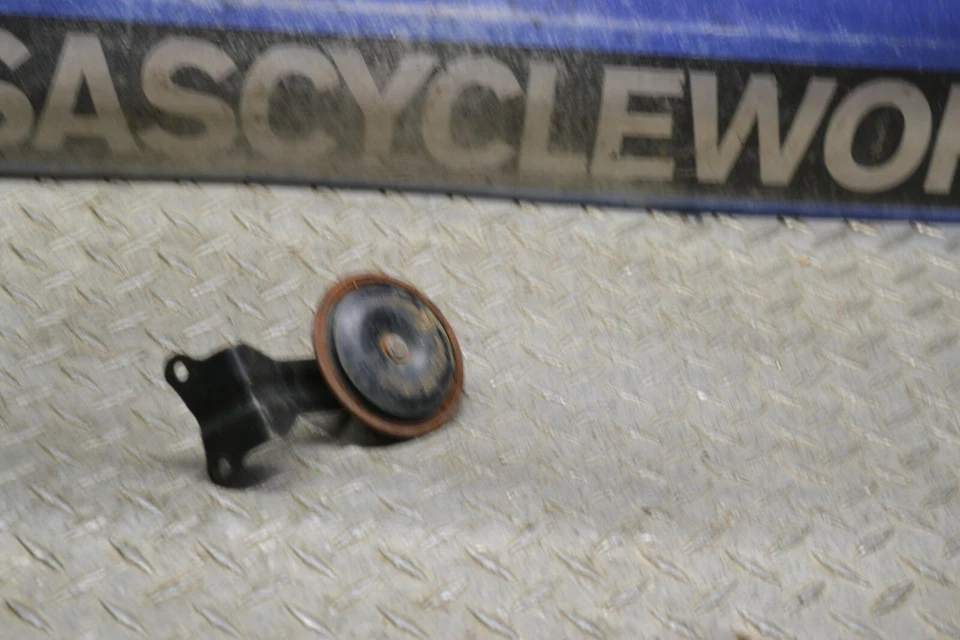 696 99 BOCINA ELÉCTRICA KAWASAKI NINJA ZX6R ZX6 R ZX 6 ENVÍO RÁPIDO GRATIS Foto 2 de 4