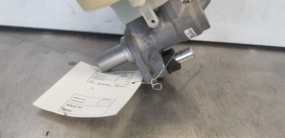 15 MERCEDES BENZ S63 AMG W222 5,5 L FRENO CILINDRO MAESTRO CON DEPÓSITO Foto 4 de 4