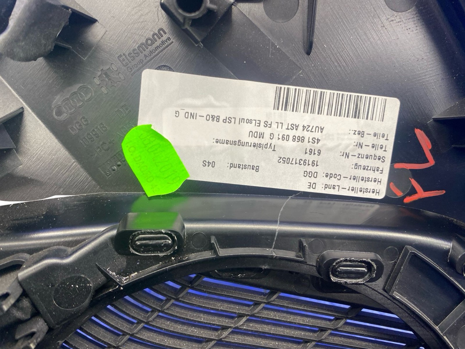 Audi R8 2017-2023 FRONT+LEFT Door panel