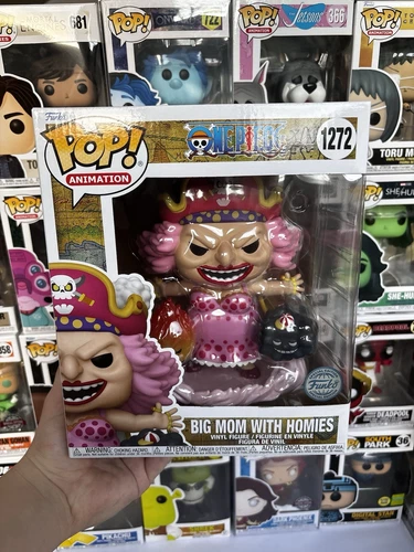 Big Mom with Homies 1272 Large 6” Funko POP! One Piece Anime Exclusive Luffy
