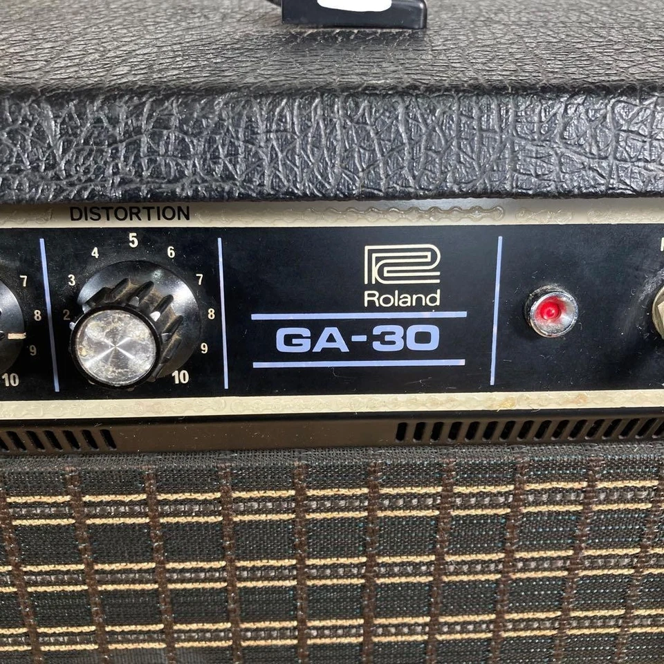 Roland GA30 Guitar Amplifier 30W Vintage Japan Analog Spring Reverb Tested - Image 4 of 4