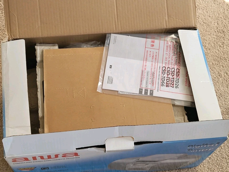 Aiwa CSD TD26 Nuevo Caja Abierta Falta Cable de Alimentación CA Foto 3 de 4