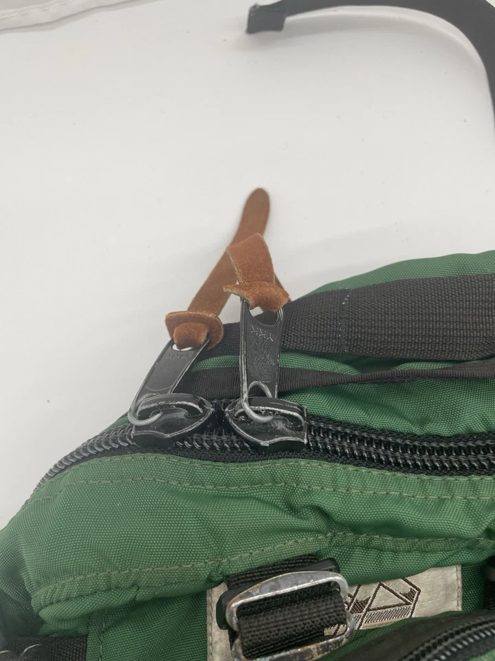 Mochila Antigua Gregory Etiqueta Verde Y Marrón Años 80 Hecha en Estados Unidos Equipo de Senderismo para Hombres Foto 4 de 4