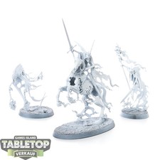 Nighthaunt - 3 Ethereal Court - grundiert