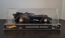 Batman Returns Batmobile 1:24 HOT WHEELS Die Cast NEW MIB