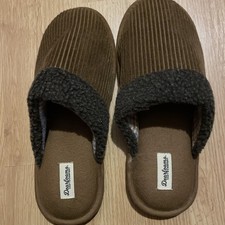 Dearfoams Men's Corduroy Cozy Slippers Brown Size 10