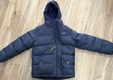 L.L. Bean Boys Hooded Down Puffer Jacket Navy Blue M 10-12 Full Zip Nylon