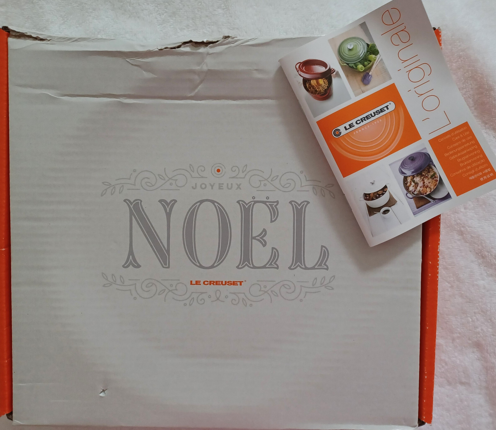 LE CREUSET Enamel Cast Iron Signature MARSEILLE Blue Snowflake Braiser