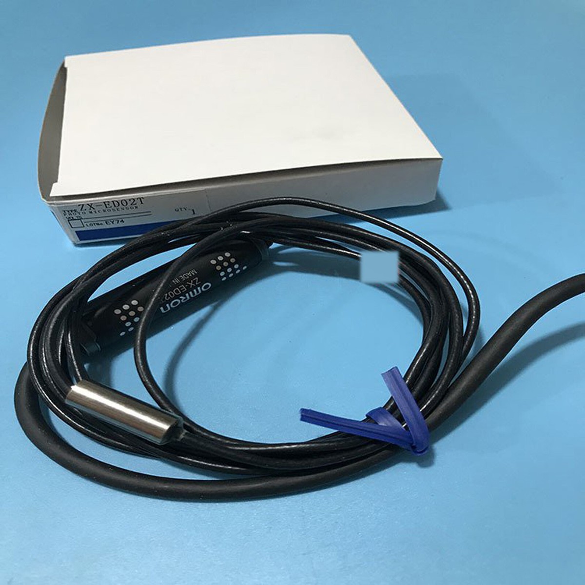 1PC new omron IN BOX ZX-ED02T ZXED02T Sensor head FAST SHIP | eBay