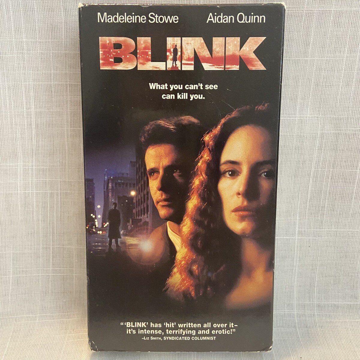 Blink VHS Madeleine Stowe, Aidan Quinn Blockbuster Rental | eBay