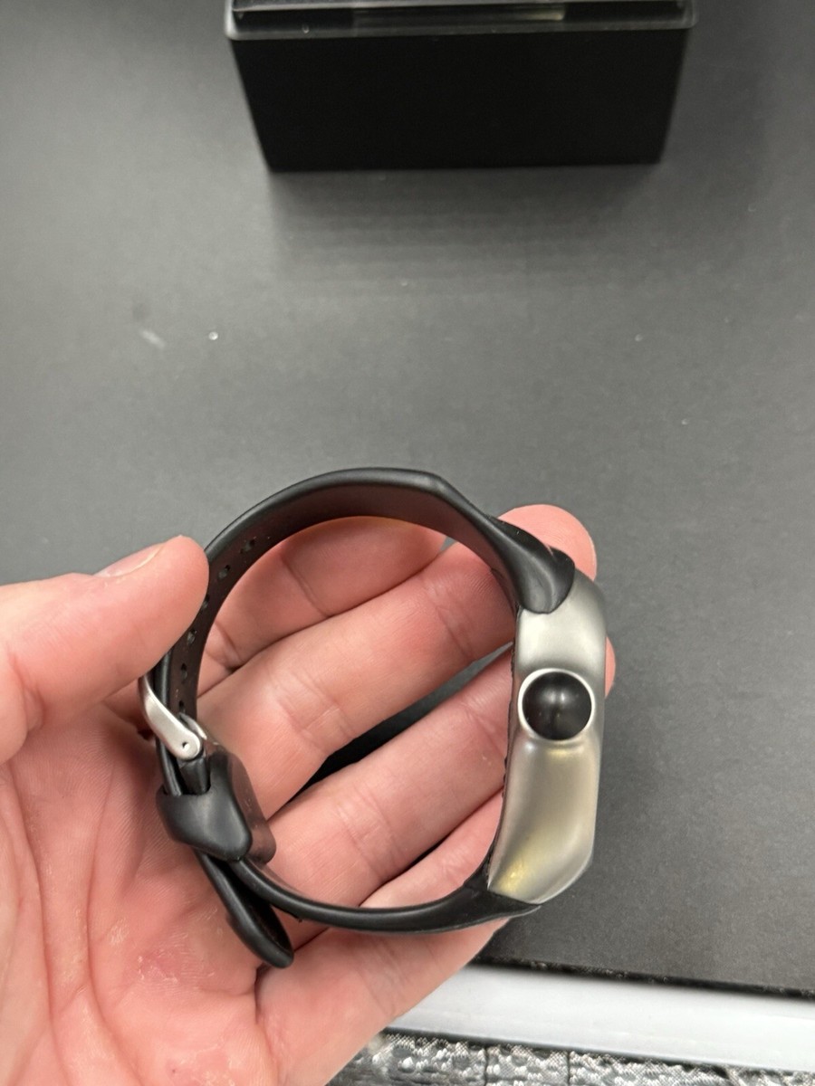 Oakley Crush Stainless Steel Black Dial w/Silver Skull Watch | eBay