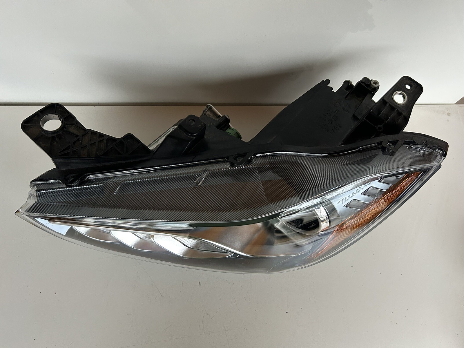 2014-2017 MASERATI GHIBLI S LEFT DRIVER FRONT XENON HID HEADLIGHT OEM