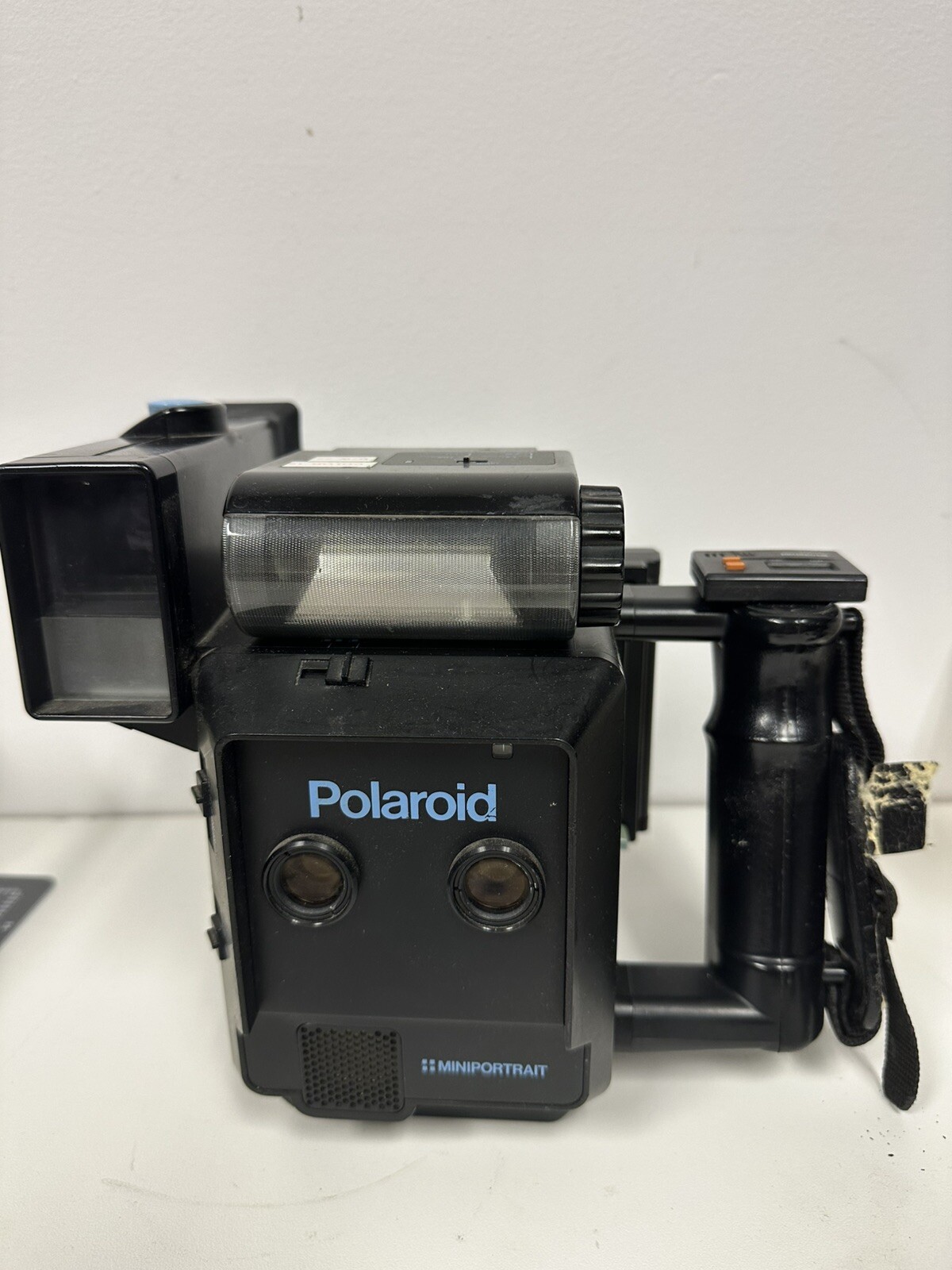 POLAROID MINIPORTRAIT INSTANT CAMERA PASSPORT  203  NO POWER W BACK FILM HOLDER