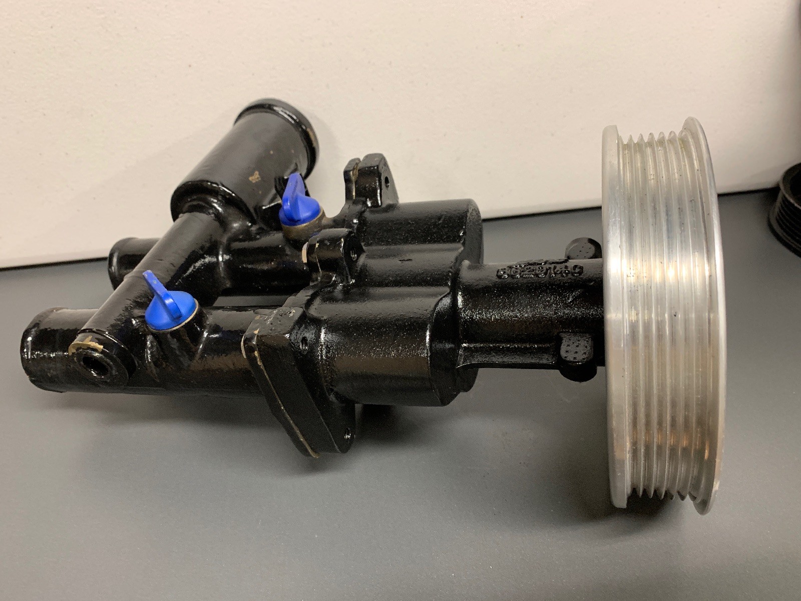 Mercury Mercruiser Quicksilver Raw Water Sea Pump 468M0139996