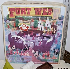FORT WEST TIM MEE COWBOYS & INDIANS WESTERN PLAY SET #1270 BOXED!