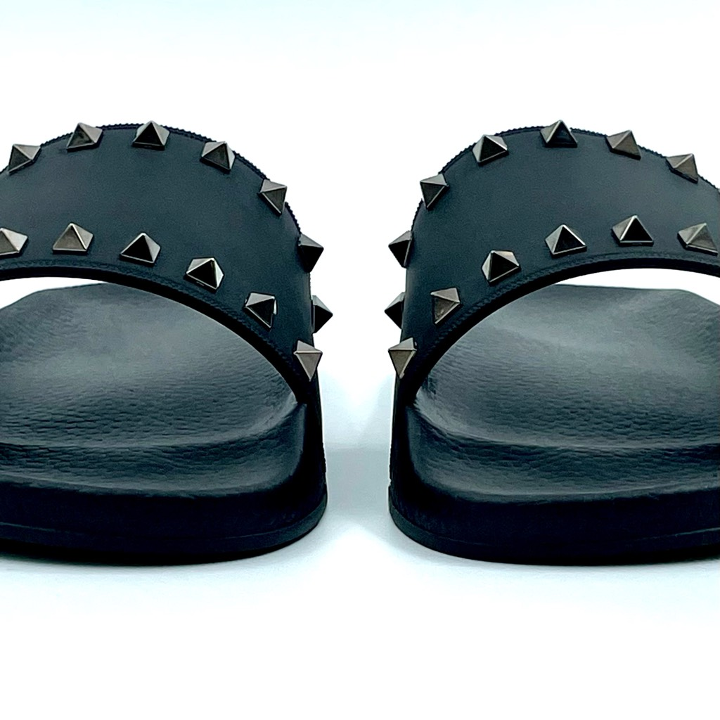 Valentino Garavani Mens Slide Sandal Black Studded Slip On  display picture 3