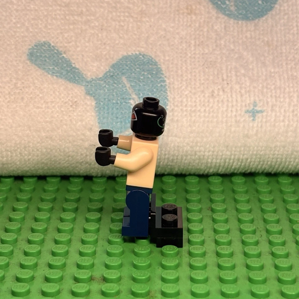 Lego Classic Bane Minifigure 7787 The Bat Tank 2007 Batman I DC Superheroes - Image 4 of 4