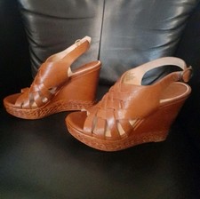 Flye CORRINA Riemchen Keilabsatz  Damengrösse 40 Braun Obermaterial aus Leder