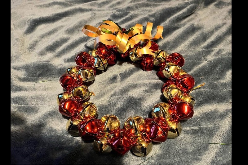 Red & Gold Bell Christmas Wreath, New