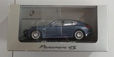 Minichamps 1/43 Porsche Panamera 4S Minicar