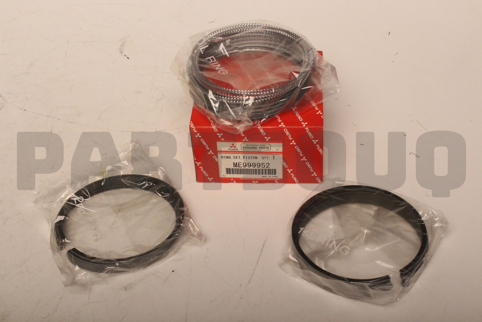 ME999952 Genuine Mitsubishi RING SET,PISTON | eBay