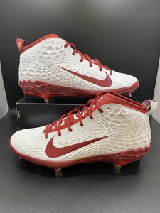 nike maroon baseball cleats
