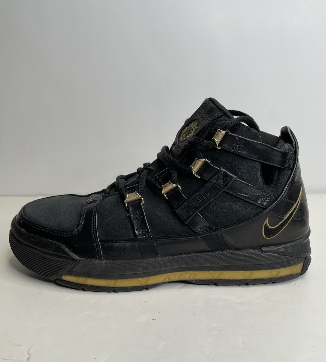 Nike Air Zoom Lebron 3 GS Size 7Y Black Gold Basketball