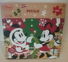Disney Store Puzzle Mickey  Friends Holiday 500 Pcs. Open Box Sealed Bag Unused