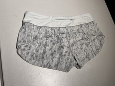 Lululemon Shorts Women s 10 City Breeze Alpin...