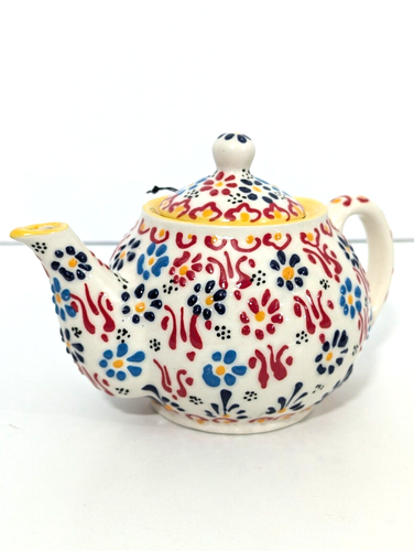 New Myth Arts Turkish Handmade Ceramic Teapot with Raised Pattern and Lid - Picture 11 of 12