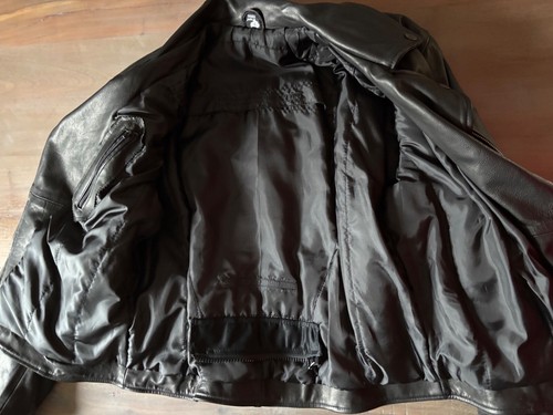 Motorrad Damen Lederjacke Schwarz top Zustand Grösse L nur 2 mal getragen - Bild 4 von 4