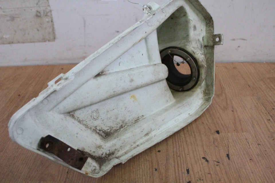 Husqvarna XC400 1986 caja de aire derecha Foto 3 de 4