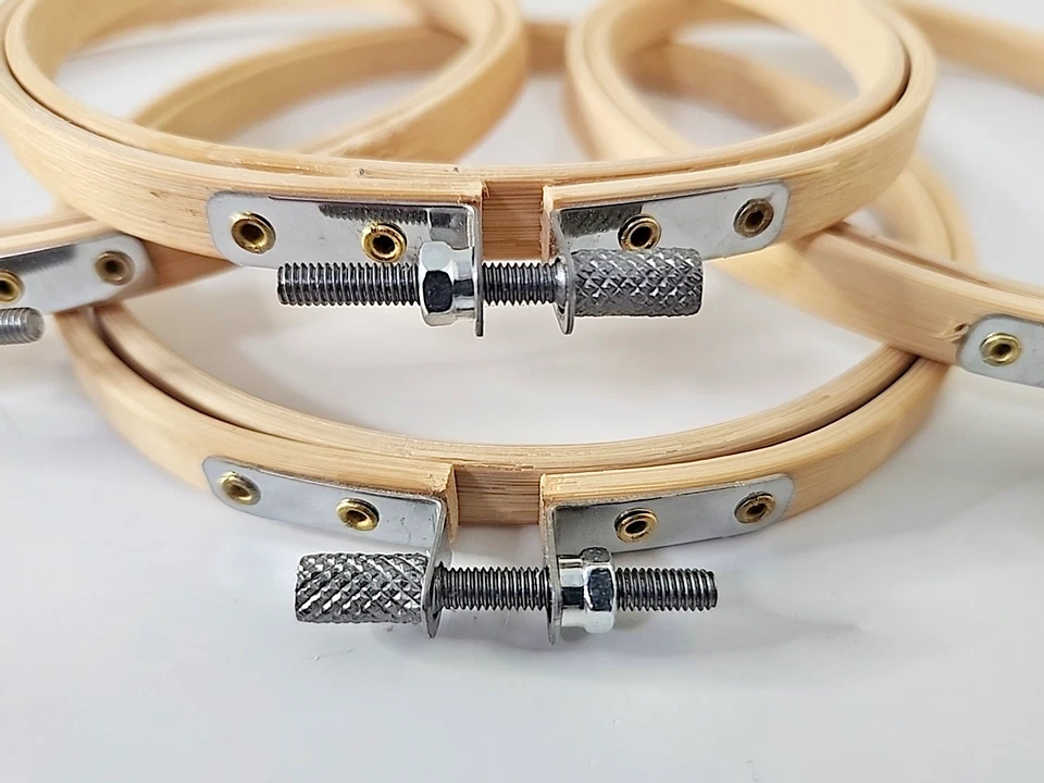 Wooden Embroidery Hoop Needlepoint Quilt Sewing Lot of 4 5" Round Screw Closure - Image 3 of 4