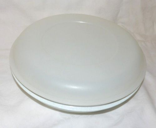 TUPPERWARE Vintage DIVIDED Speckled Veggie Snack Container &Cover 1708 1709 - Picture 2 of 3