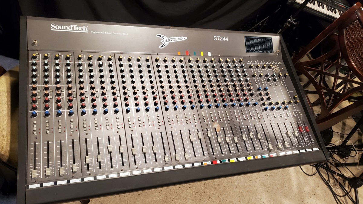 24チャンネルミキサー Soundtech ST244 SoundTech 24x4 Mixing Console | eBay