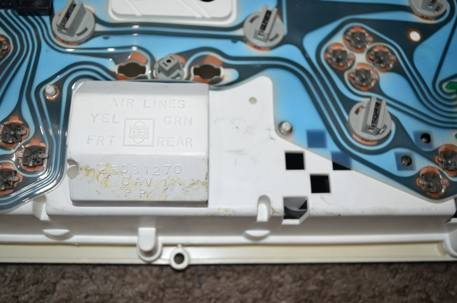 1992-1994 FLEETWOOD RV WORKHORSE MOTORHOME NSTRUMENT CLUSTER SPEEDOMETER GAUGE