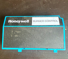 Honeywell S7820A1007 Remote Reset Module for Burner Control, 12 VDC