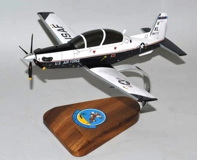USAF Beechcraft T-6 Texan II 85th FTS Tigers Desk Display Model 1/32 SC Airplane