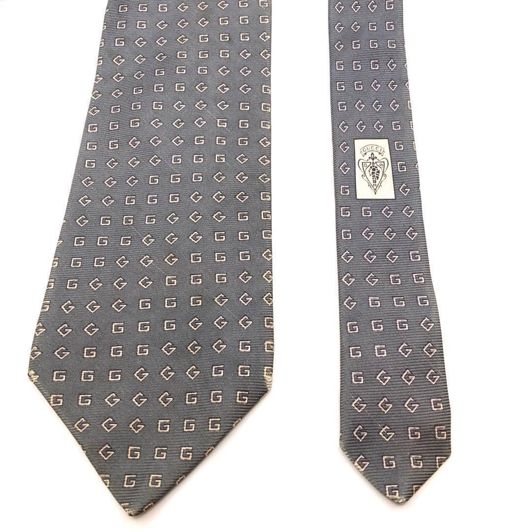 Excellent condition GUCCI Tie Small Pattern Overa… - image 2