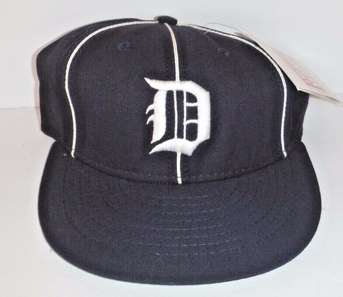 Detroit Tigers MLB Vintage NWT FITTED 6 