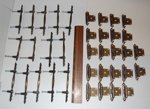 VINTAGE  CABINET HARDWARE, ANTIQUE BRONZE LOOK  6", CIRCA MID 1970'S - Afbeelding 1 van 4