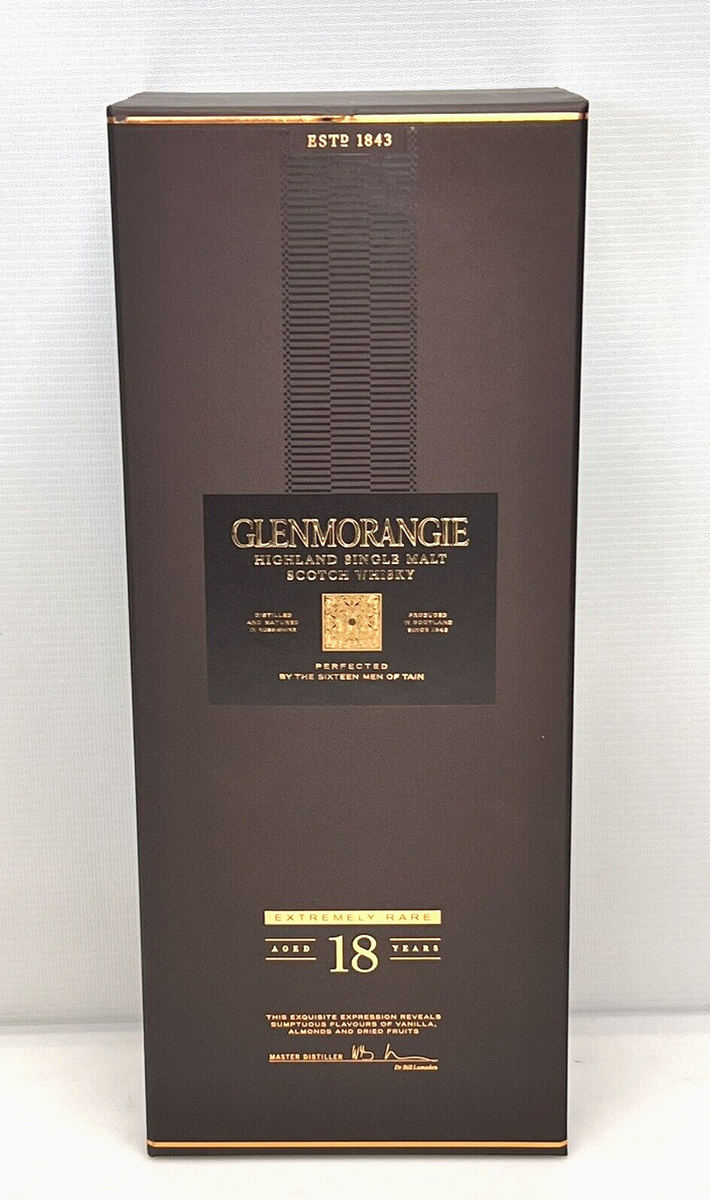 Glenmorangie Whisky 18 Year Old Extremely Rare Empty Bottle Glenmorangie Whisky 18 Year Old Extremely Rare Empty Bottle