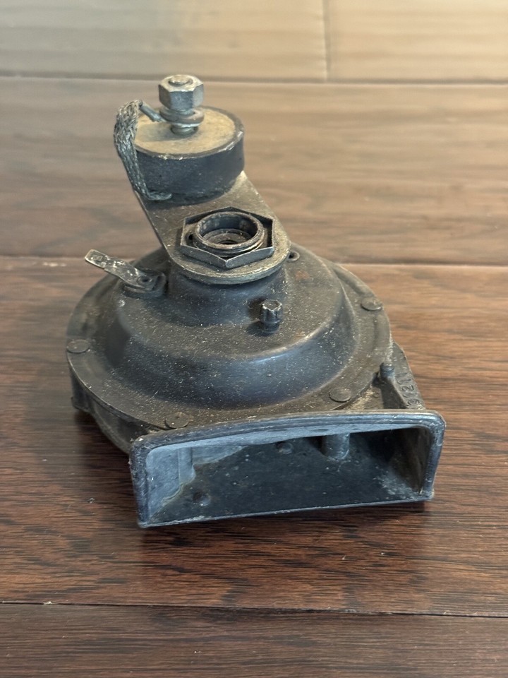 Rare Vintage Harley Davidson Delco Remy Horn Ironhead Shovelhead