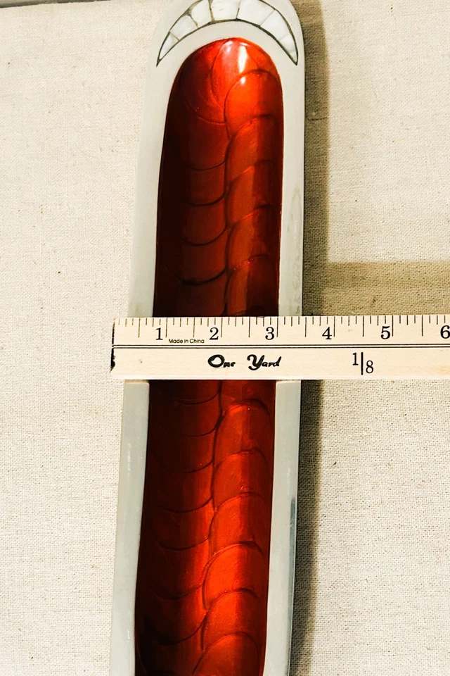 JULIA KNIGHT CLASSIC 16" RED ENAMEL MOTHER OF PEARL SERVING SNACK/CRACKER TRAY - Image 3 of 4