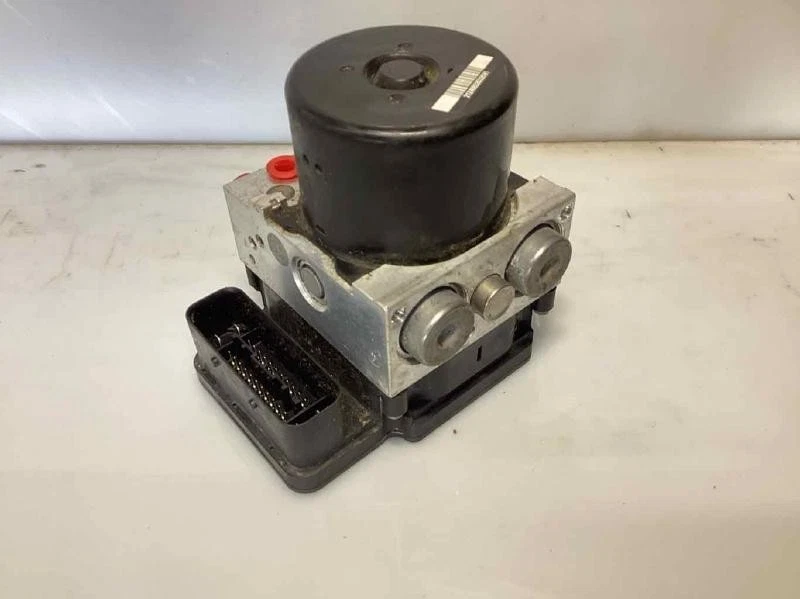 Conjunto de módulo de bomba de freno antibloqueo ABS Subaru Outback 2010-2011 original OEM Foto 3 de 4