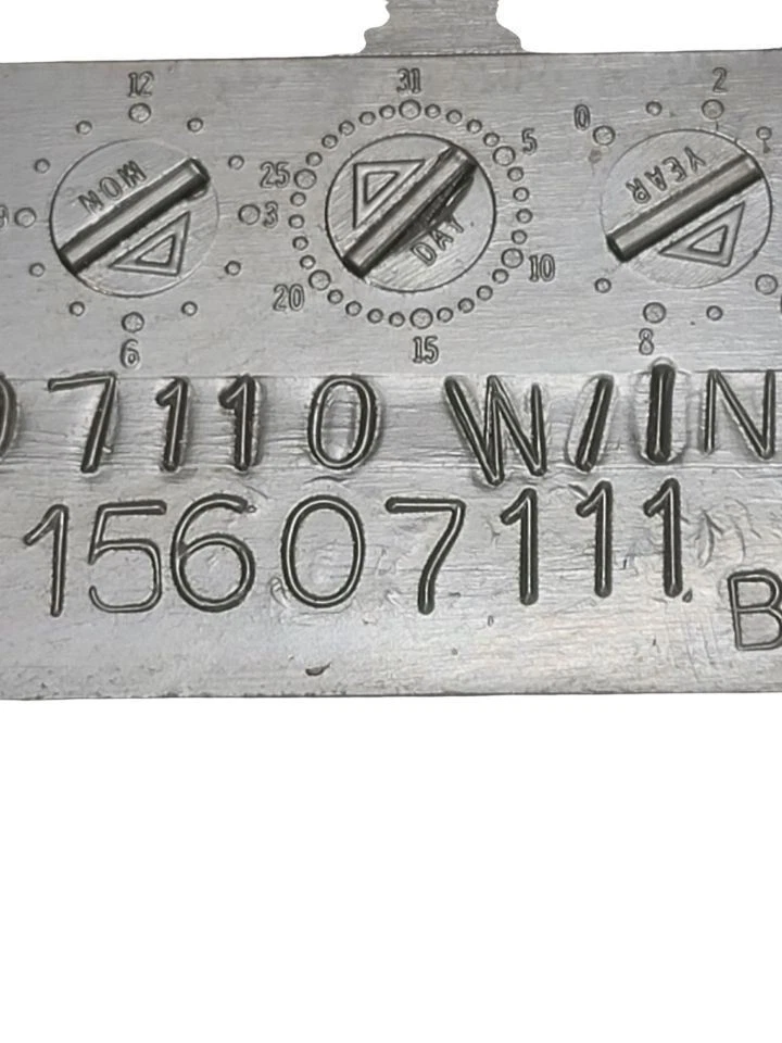 TCHEV1500 1993 Dash Bezel 630800 - Image 2 of 4